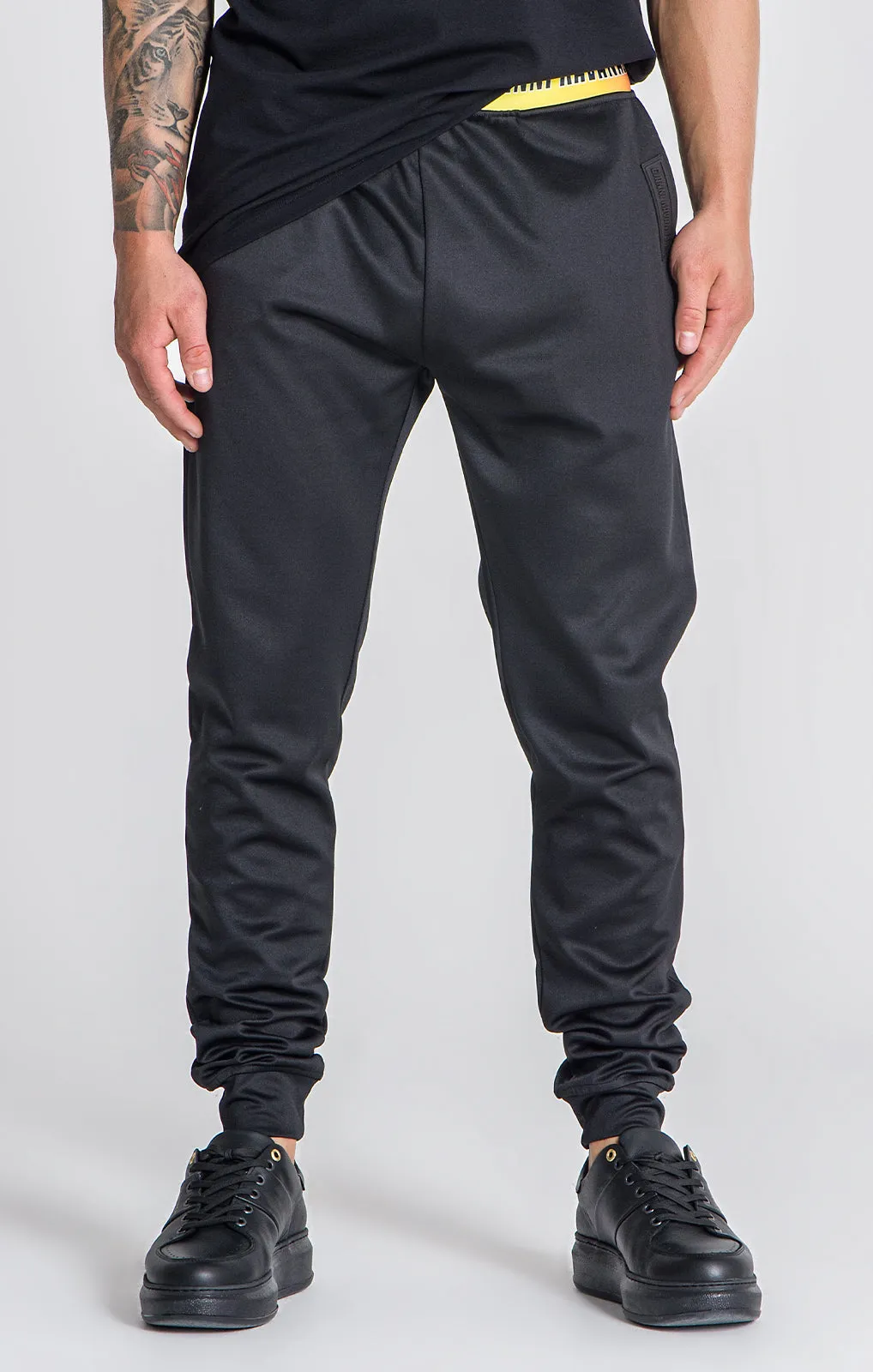 Black Torsion Joggers