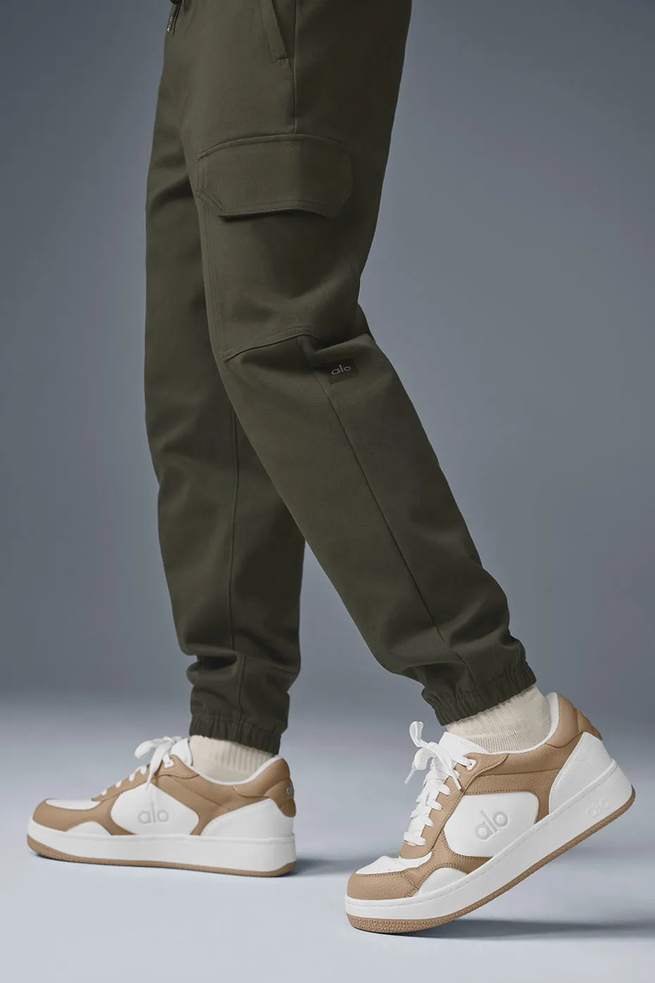 Edition Sueded Jogger - Stealth Green